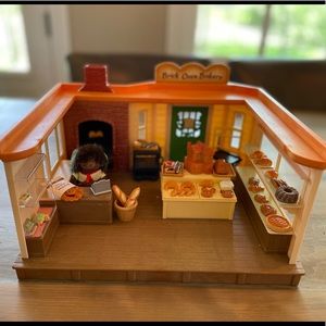 Calico Critters Brick Oven Bakery with Heloise critter